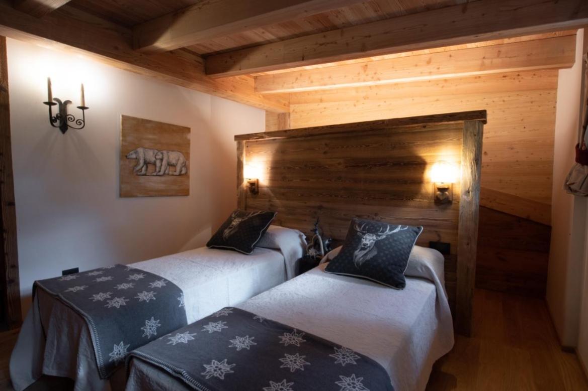 Chalet Degli Abeti By Ama Val Di Fassa กัมปีเตลโลดีฟัสซา ภายนอก รูปภาพ
