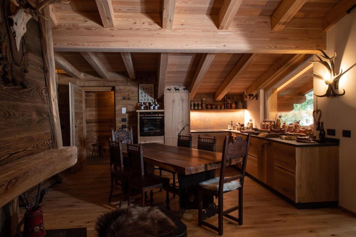 Chalet Degli Abeti By Ama Val Di Fassa กัมปีเตลโลดีฟัสซา ภายนอก รูปภาพ