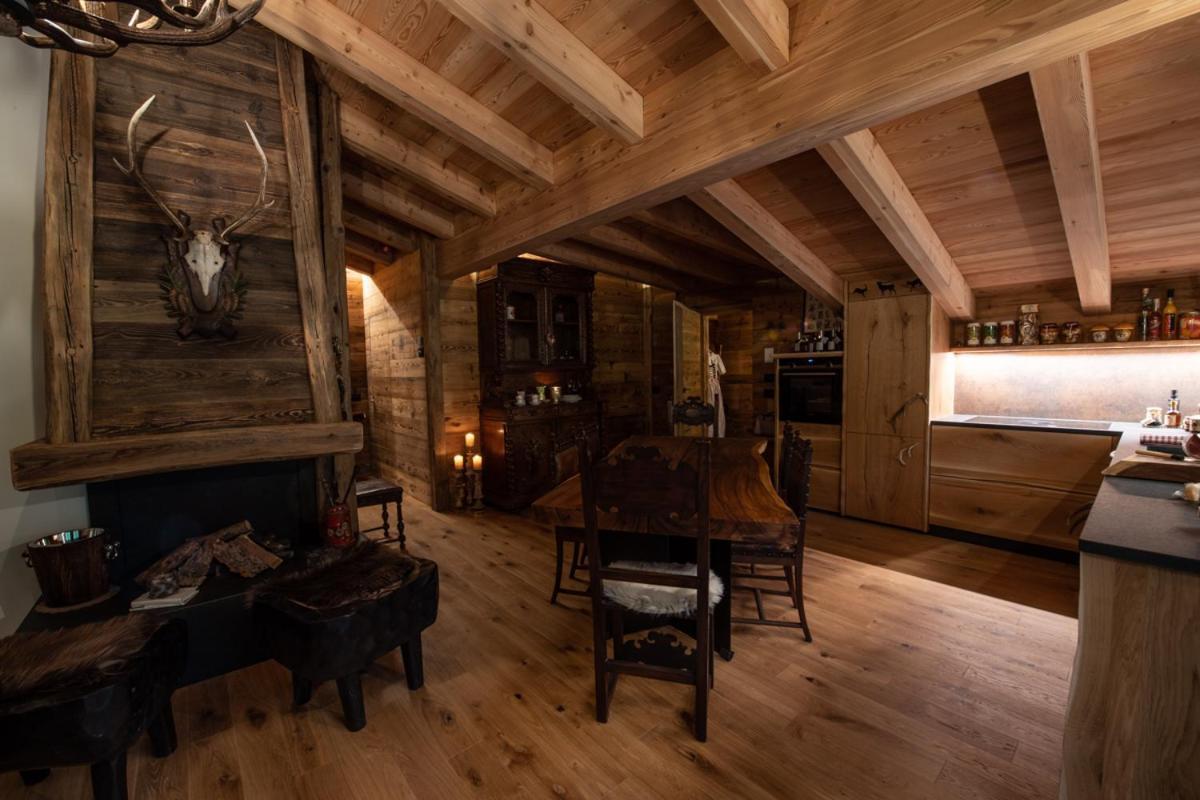Chalet Degli Abeti By Ama Val Di Fassa กัมปีเตลโลดีฟัสซา ภายนอก รูปภาพ