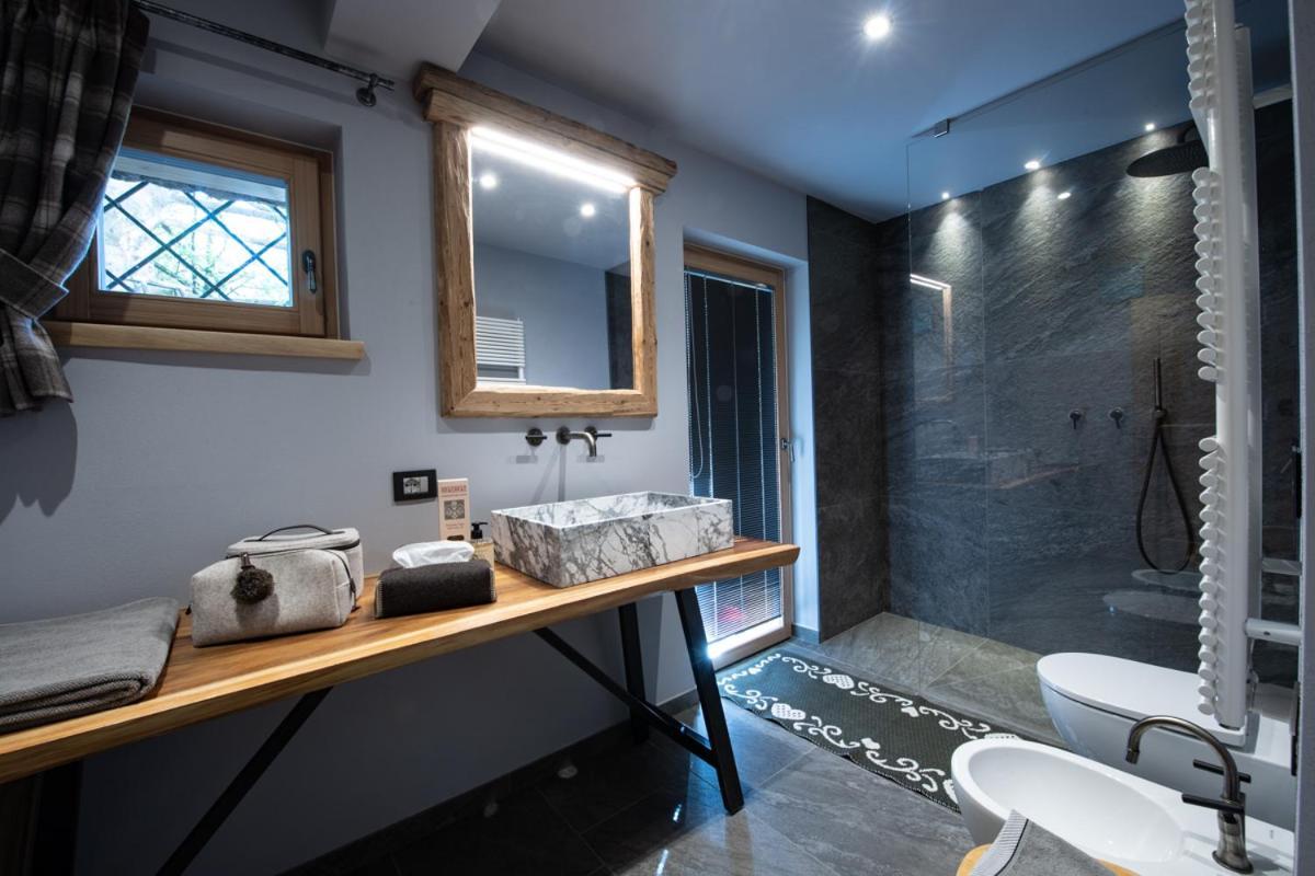 Chalet Degli Abeti By Ama Val Di Fassa กัมปีเตลโลดีฟัสซา ภายนอก รูปภาพ